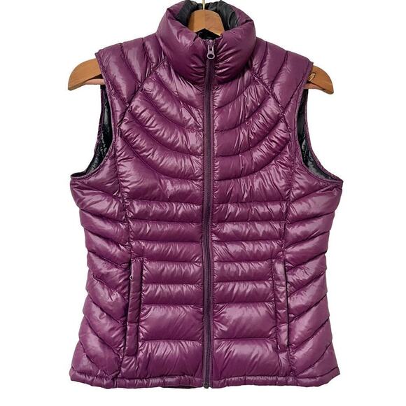 Bernardo Women’s Packable Down Puffer Vest Size S Purple Full Zip Lightweight - Picture 1 of 7